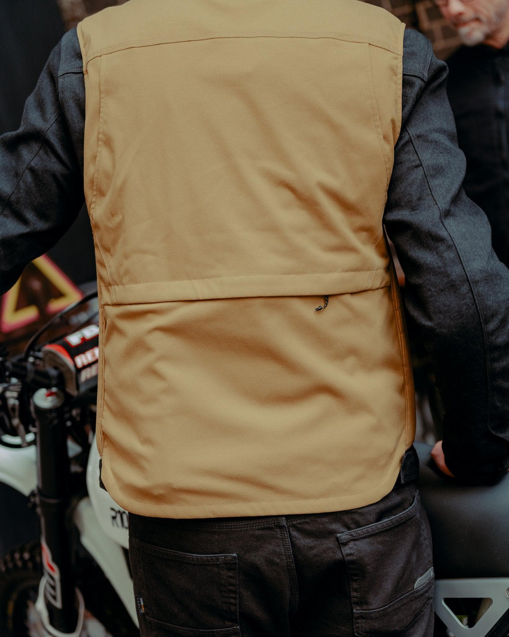BSMC x Alpinestars TechAir 3 Canvas Airbag Vest - Tan - Image 6