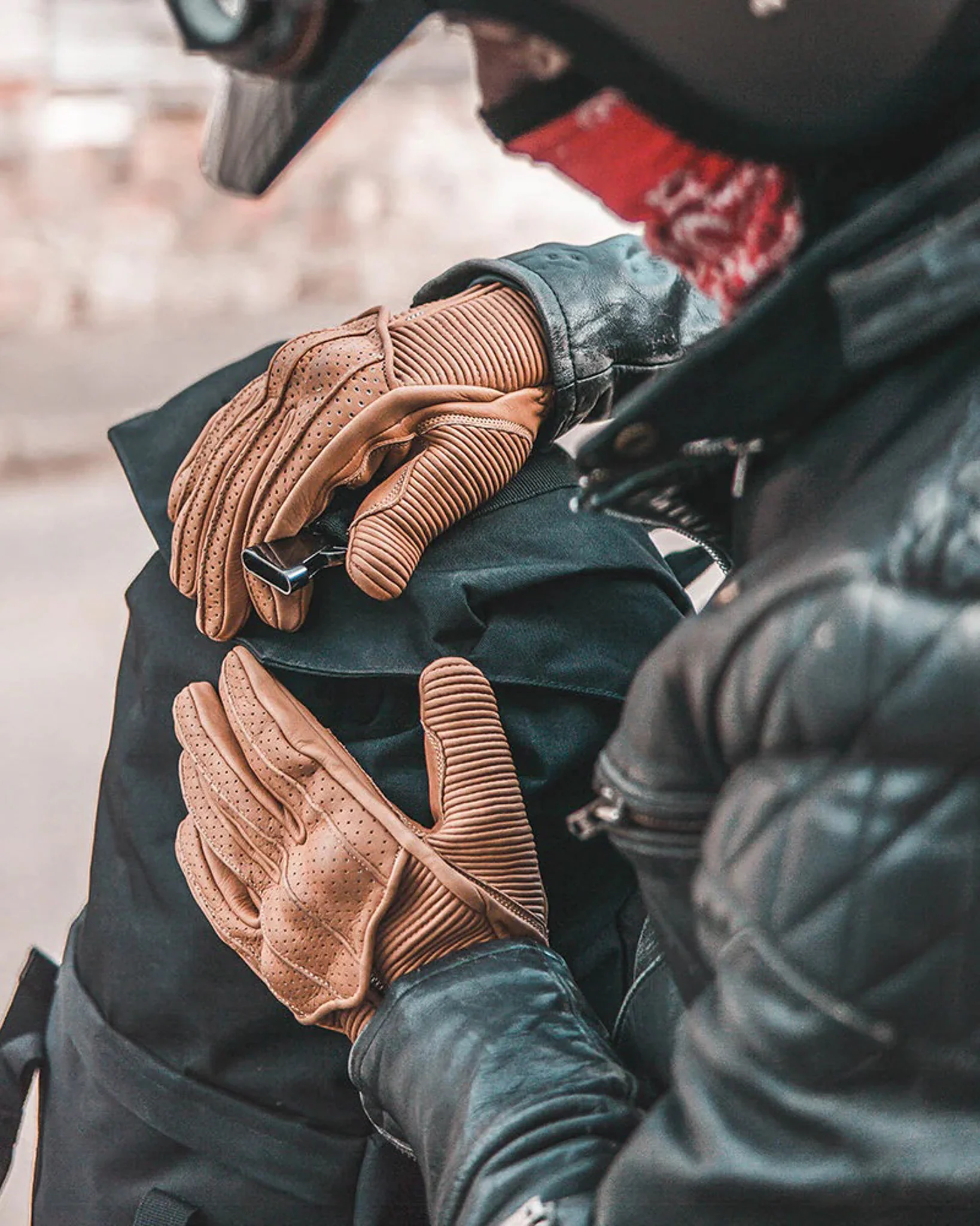Goldtop Raptor Gloves - Sand - Image 3